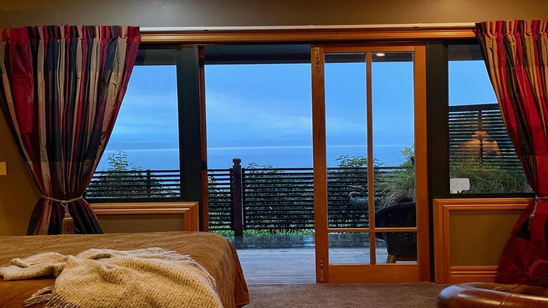 The Flying Trout Boutique Lodge Taupo Exterior photo